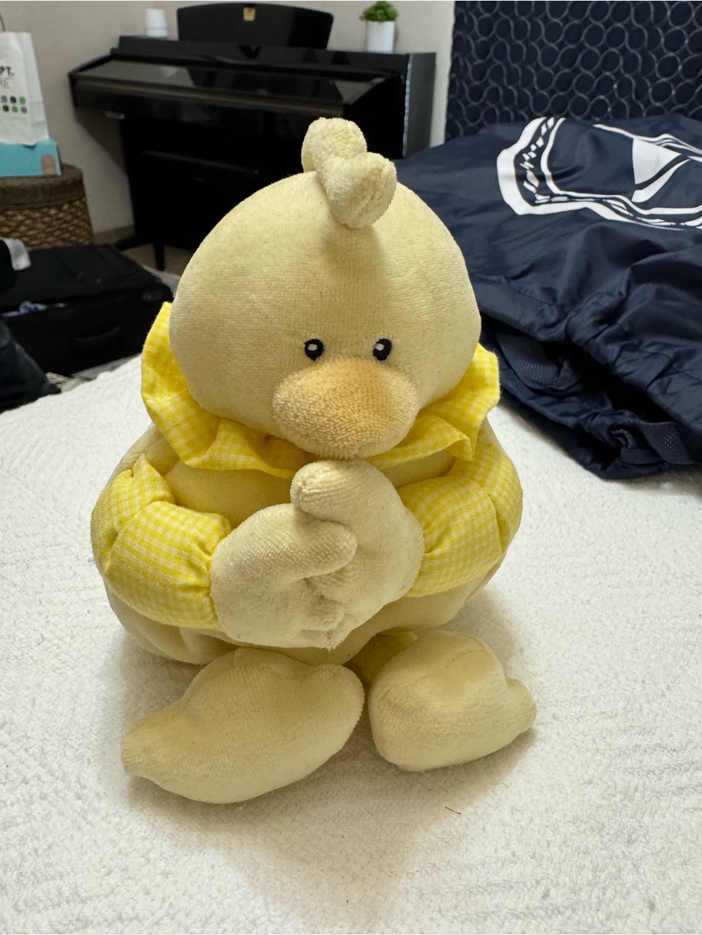 Vintage 2000’s Prayer Chicken